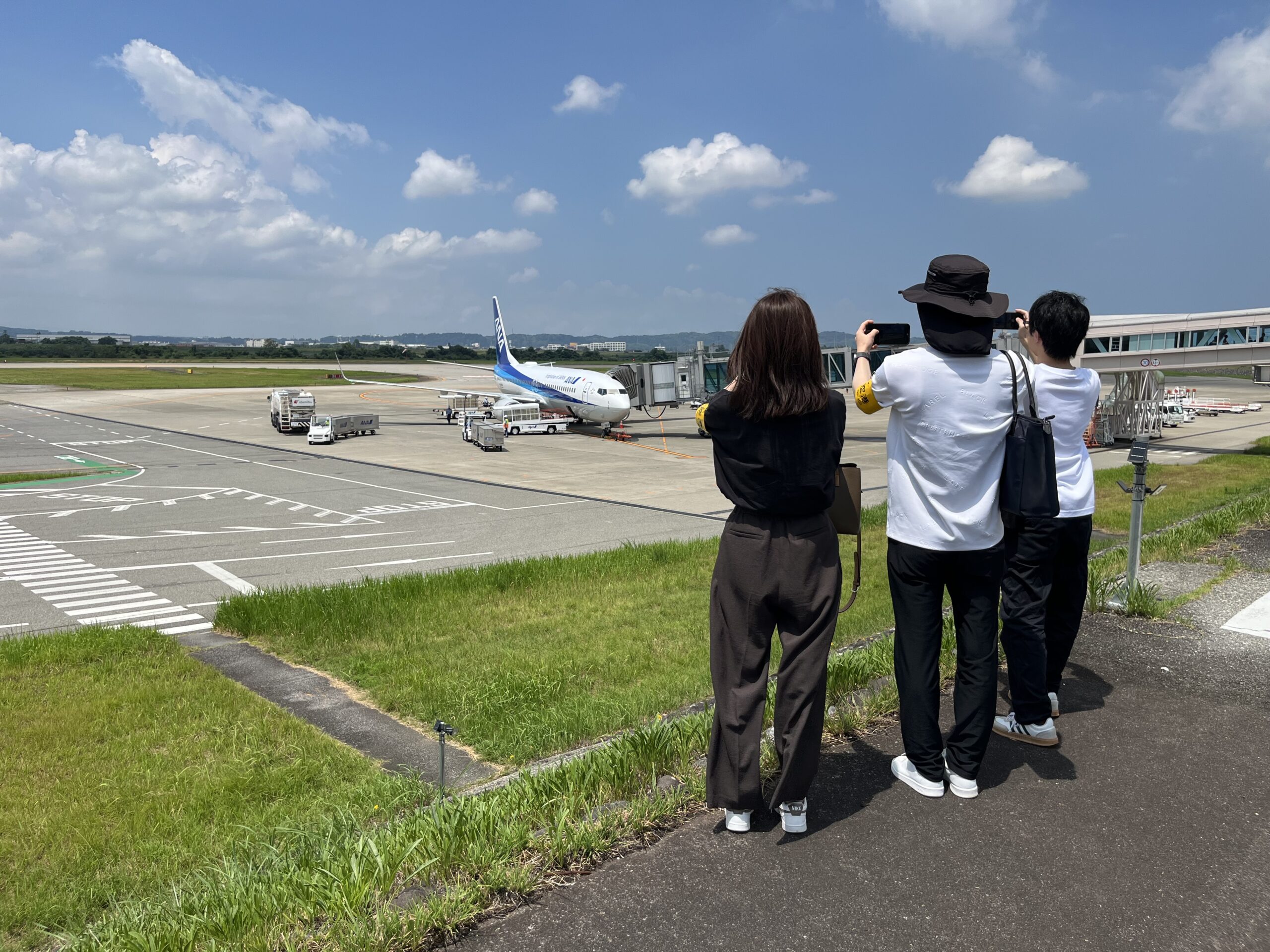 R8TY1021